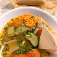 🍲🥕🥒Mexican chicken & veg soup, Spanish rice, corn tortillas, salsa, and corn tamales🌽🫔| 🌺IAnneさん