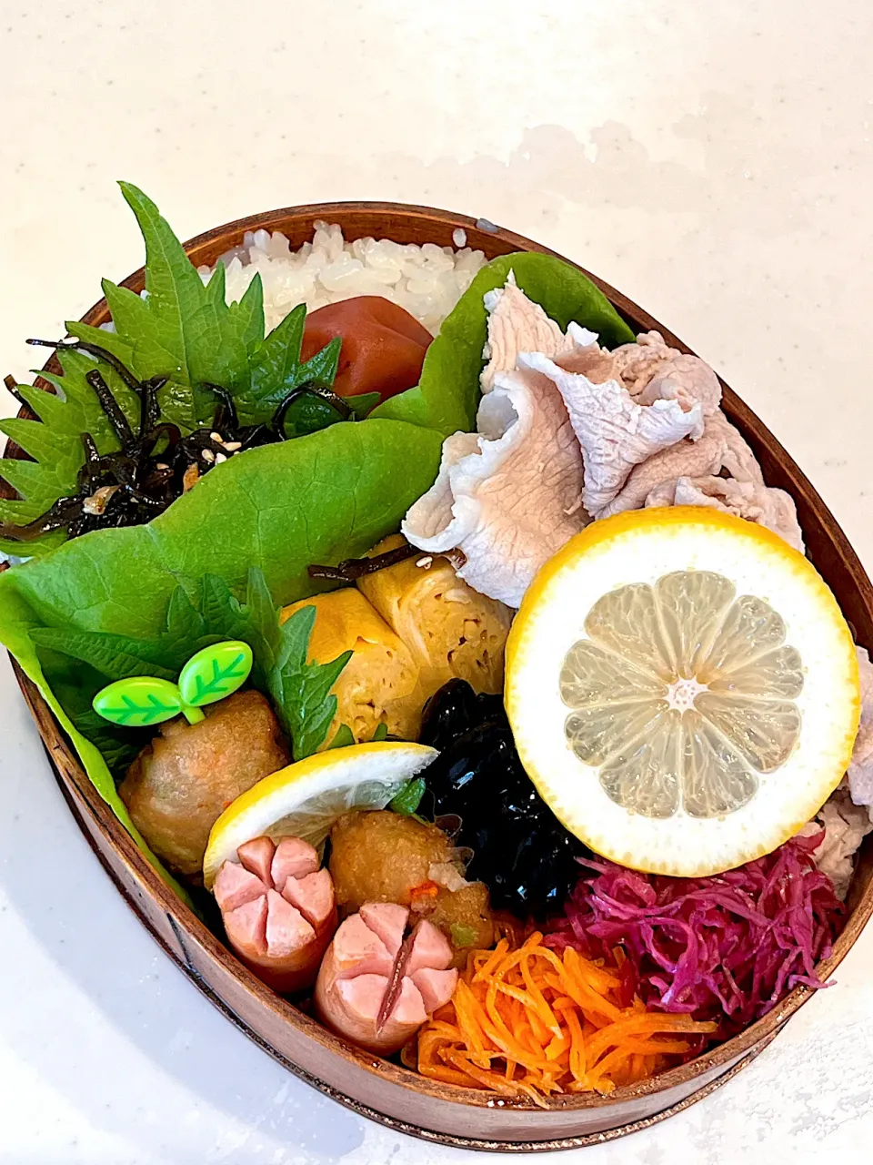 2024.11.18お弁当|とみちゃんさん