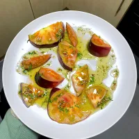 Purple tomatoes with dill dressing| cobzさん