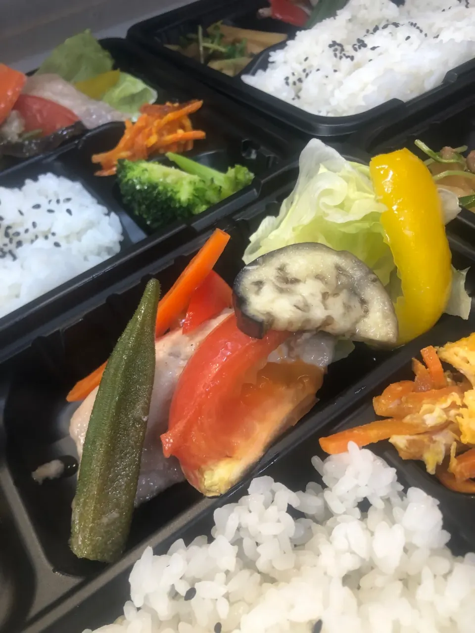 白身魚と野菜のワイン蒸し弁当|沖縄「ピロピロ」ライフさん