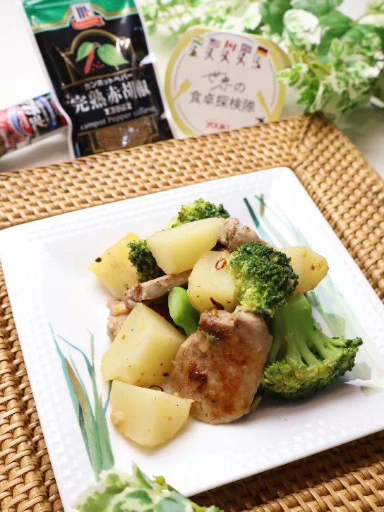 豚ヒレ肉とブロッコリー、ポテトのアンチョビソース炒め|めいめいさん