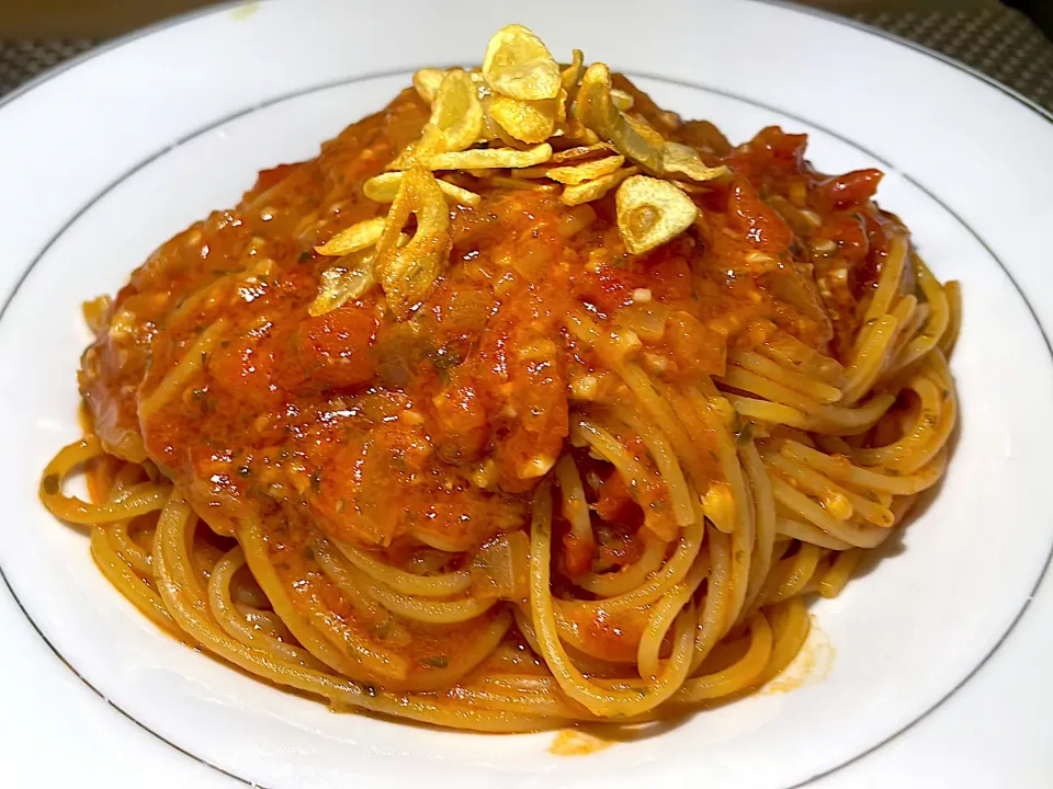 トマトとニンニクのスパゲティ|ご飯がススムくんさん