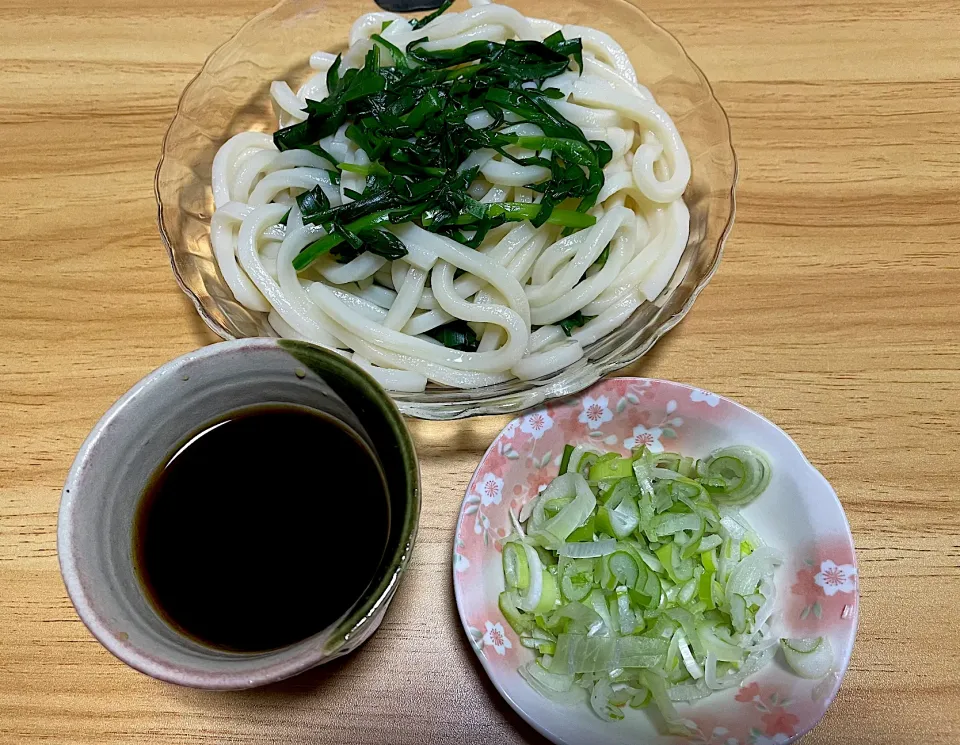 ニラうどん|料理好きなじいさまさん