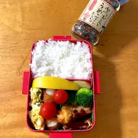 チキンカツとちくわのチーズ巻き弁当| ももちゃんのママさん