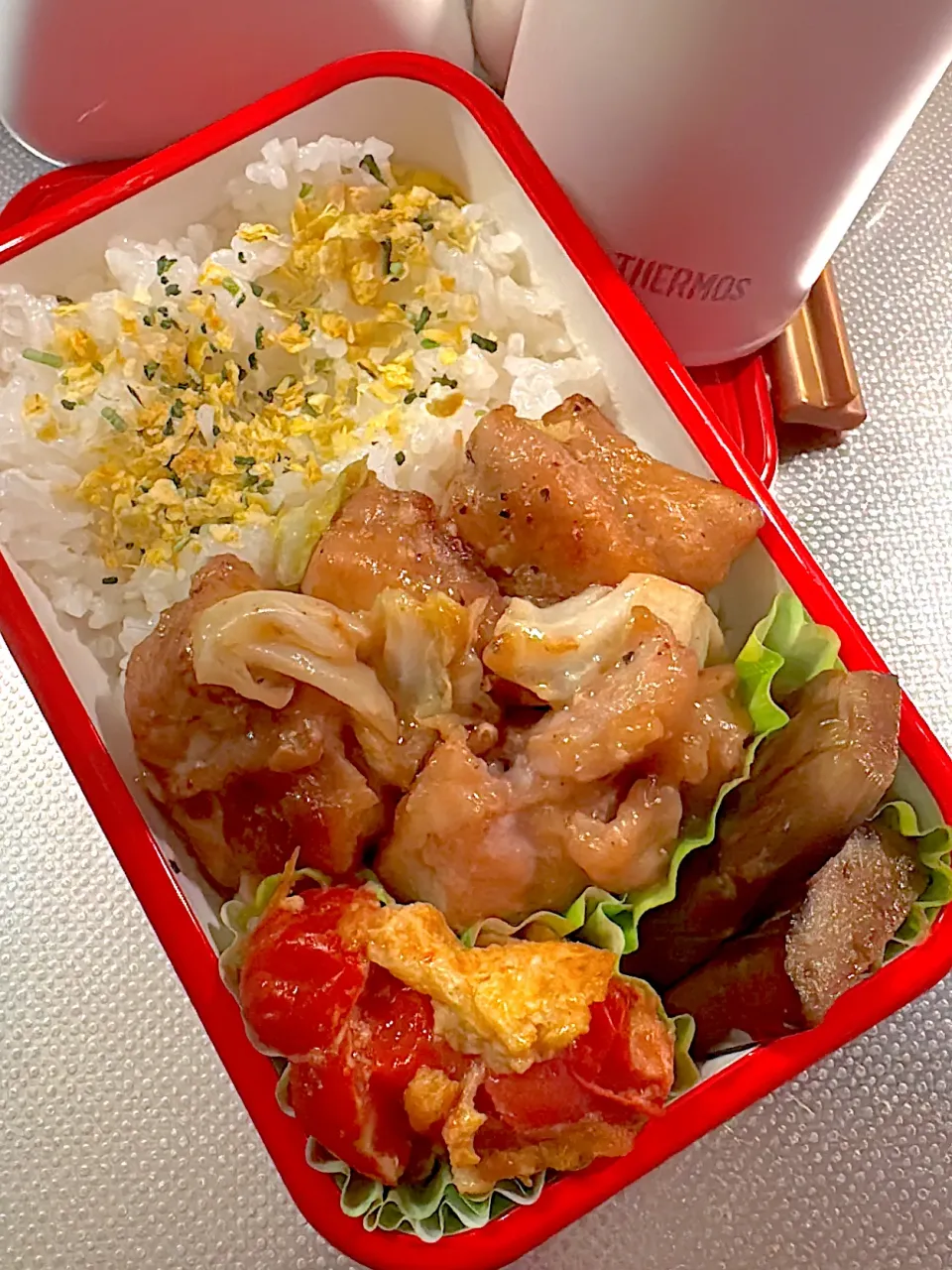 ◻️鶏キャベツのコク味噌炒め弁当|ぽんさん