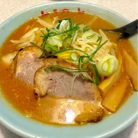 寒いから熱々の札幌味噌ラーメン|タマチャンフーズさん