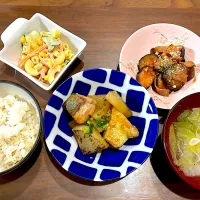 秋鮭と大根の照り焼き　白菜とねぎの中華スープ　なすとベーコンのケチャップ蒸し　マカロニサラダ|おさむん17さん