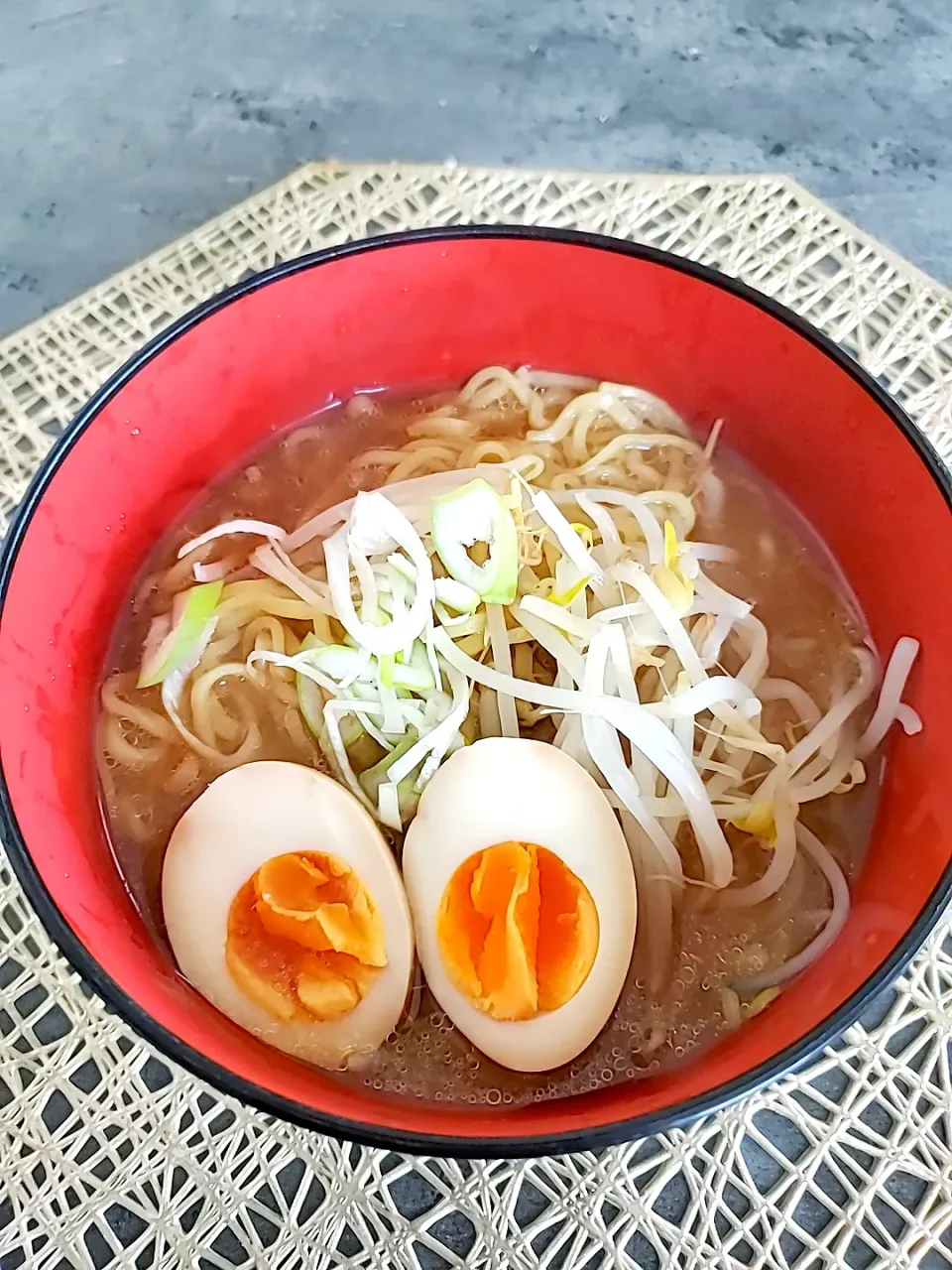 朝からマルちゃん味噌ラーメン|Blue skyさん