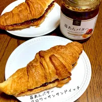 苺あんバタークロワッサンサンドイッチ|o-kazuさん