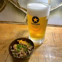 サッポロ生ビール黒ラベル
酢もつ| T. Wonderさん