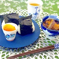 🍙にお味噌汁に🥕サラダのお昼ご飯| Seikoさん