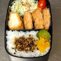 サーモンフライ&カニクリームコロッケ弁当|黒川克博さん