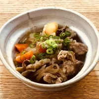 「我家風の肉じゃが」💦
えのき茸とワカメの味噌汁
小松菜のお浸しを添えて朝ごはん|ばくあんしゃさん