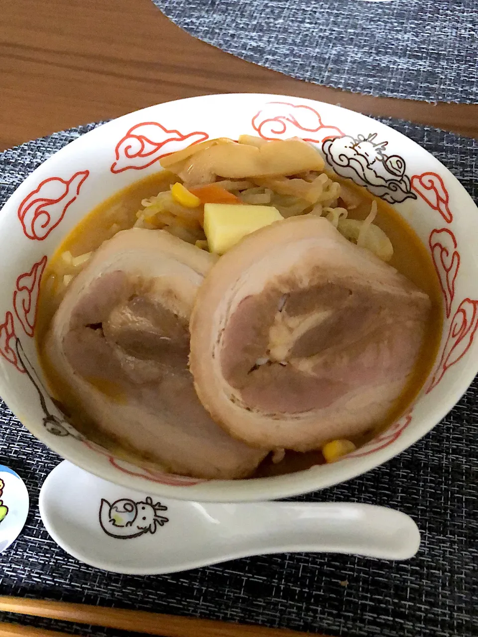 味噌バターコーンラーメン🍜|カフィさん