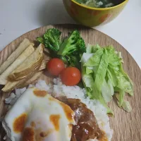 ☆夕飯☆目玉焼きハンバーグ|ｼｮｺﾗさん