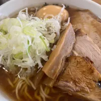 ラーメン少なめに煮卵|KOMAさん