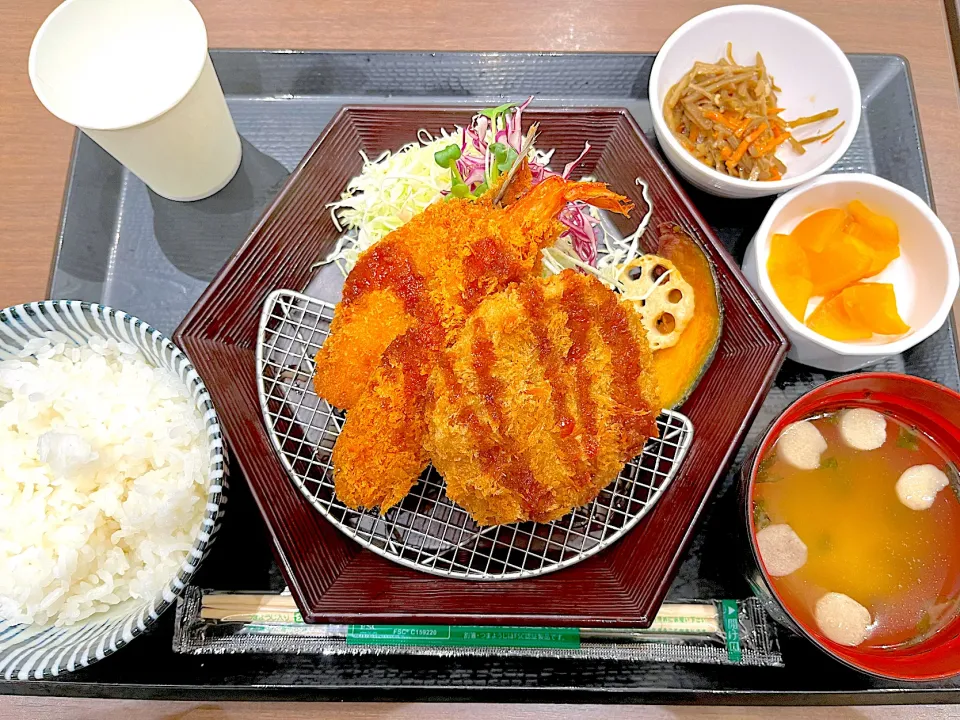 ひのでや食堂のミックスフライ定食|ゆかりさん