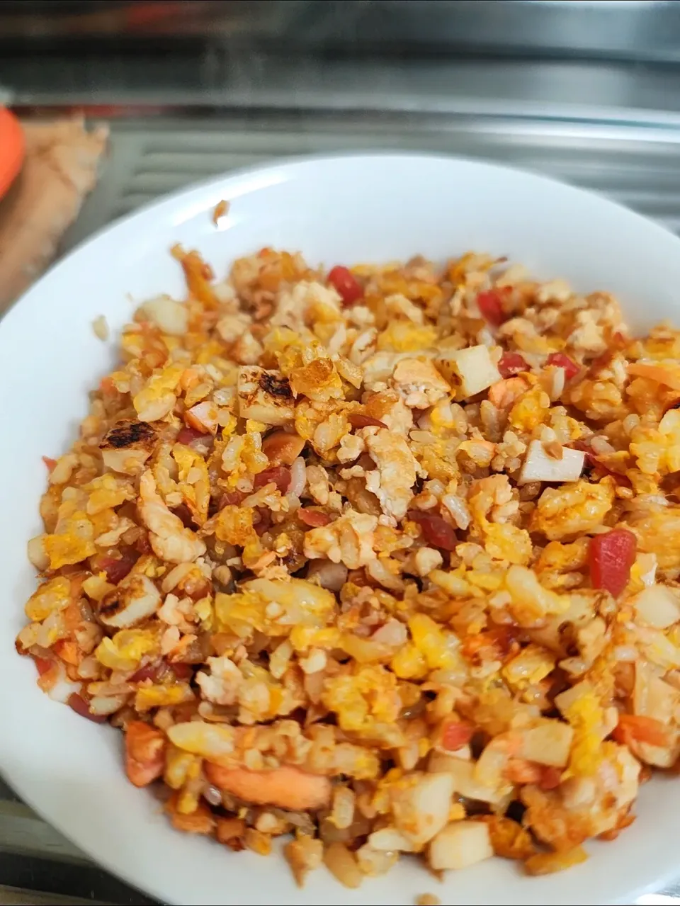 鮭西京味噌焼きほぐし身と鶏ムネひき肉チャーハン|時雨さん