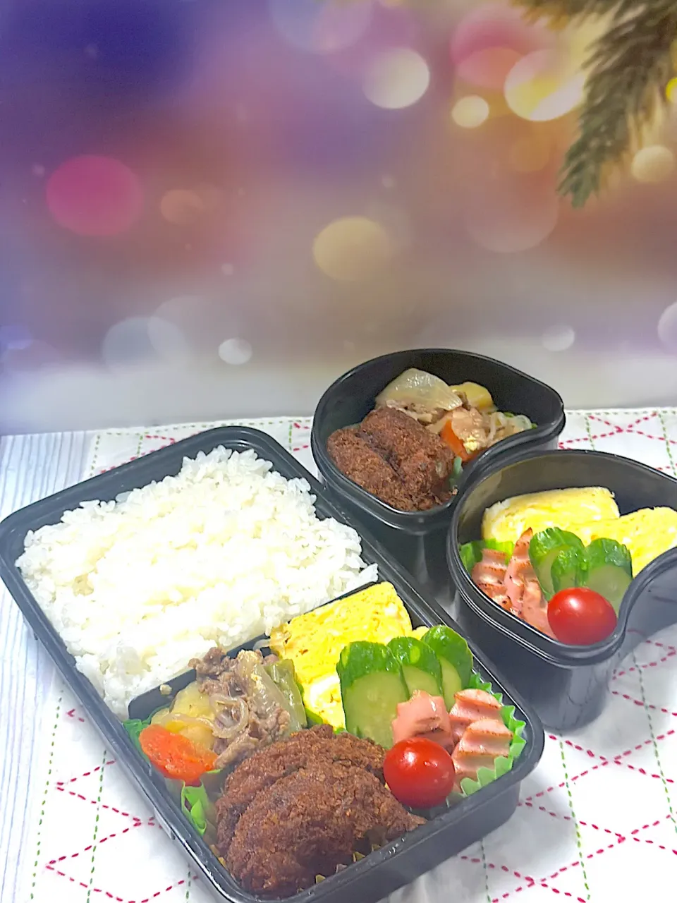 お肉屋さんのコロッケ＆肉じゃが弁当|アッキーさん