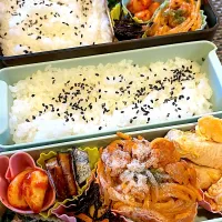 おっさん弁当　パスタ🍝　ひじき　ほうれん草　🧄　🐔煮込み　🎃