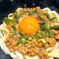 ぶっ掛けネギ納豆卵うどん|あべたかひろさん