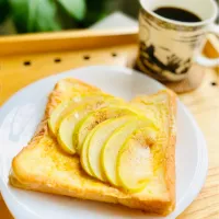 りんごとシナモンのフレンチトースト
Pain perdu pommes-cannelle|アッコちゃん✨さん