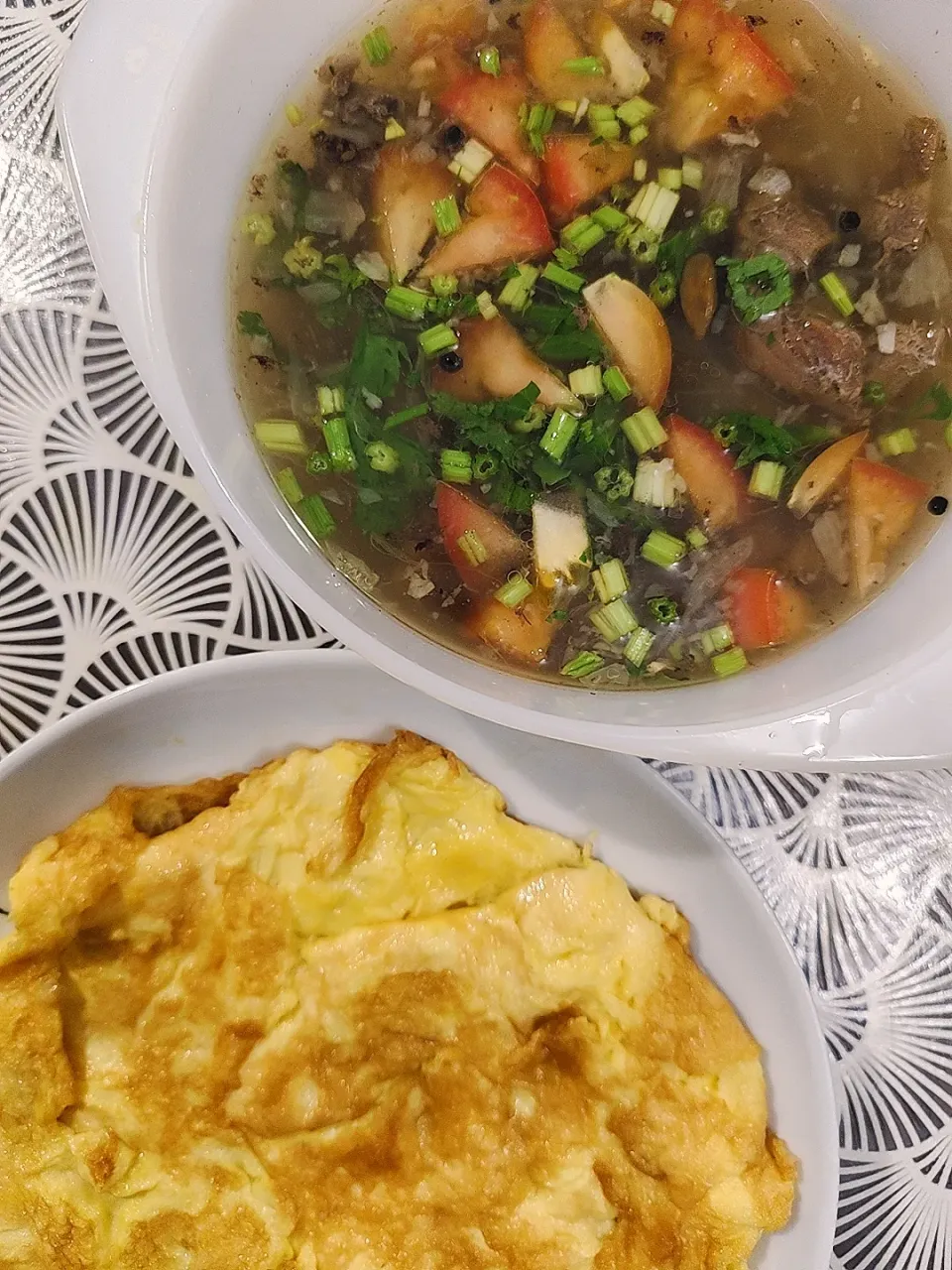 meat soup & omelette|lynda afandyさん