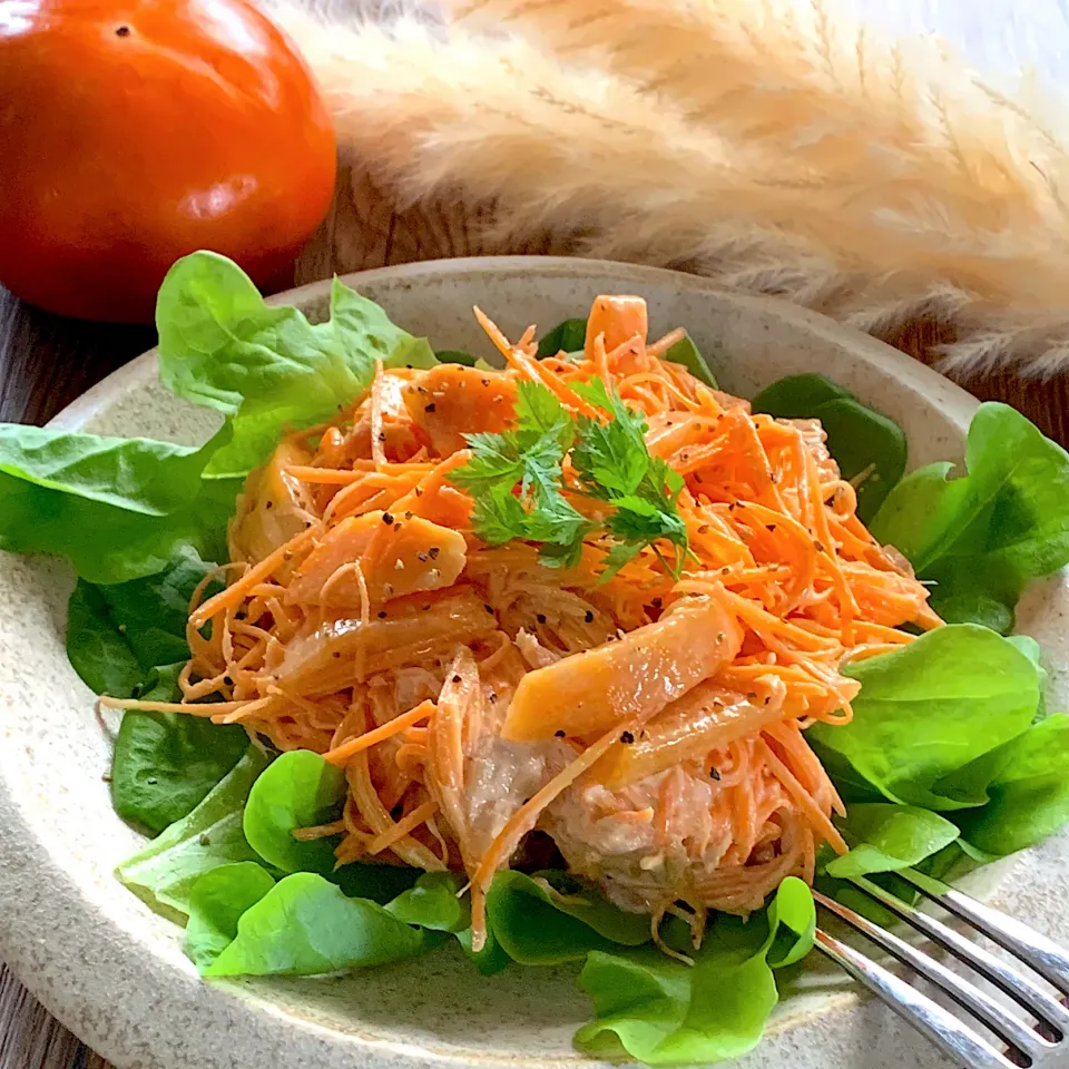 🥗にんじんと柿サラダ🥗|ユッキーさん