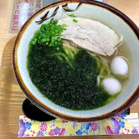 沖縄ご飯その4♡アオサソーキ蕎麦|さくたえさん