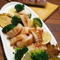 モンゴウイカと🥦のバターYummy!焼きレモン風味🍋です| fumfumさん