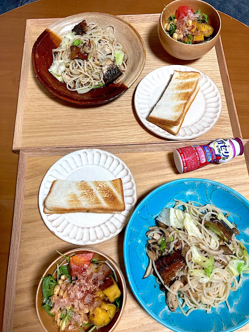 鯖アヒージョパスタ♡ひじきサンドイッチ♡焼き芋入り🍠サラダ♡ヨーグルトドリンク|さくたえさん