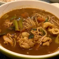 昨日のカレーからの『カレー蕎麦』😋| アライさんさん