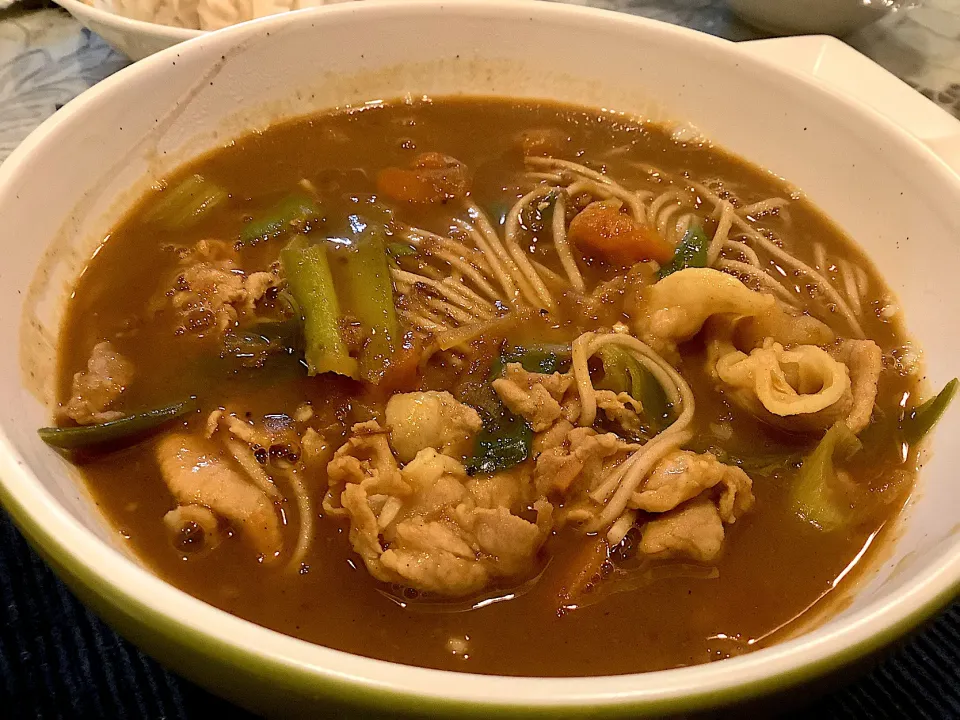 昨日のカレーからの『カレー蕎麦』😋|アライさんさん