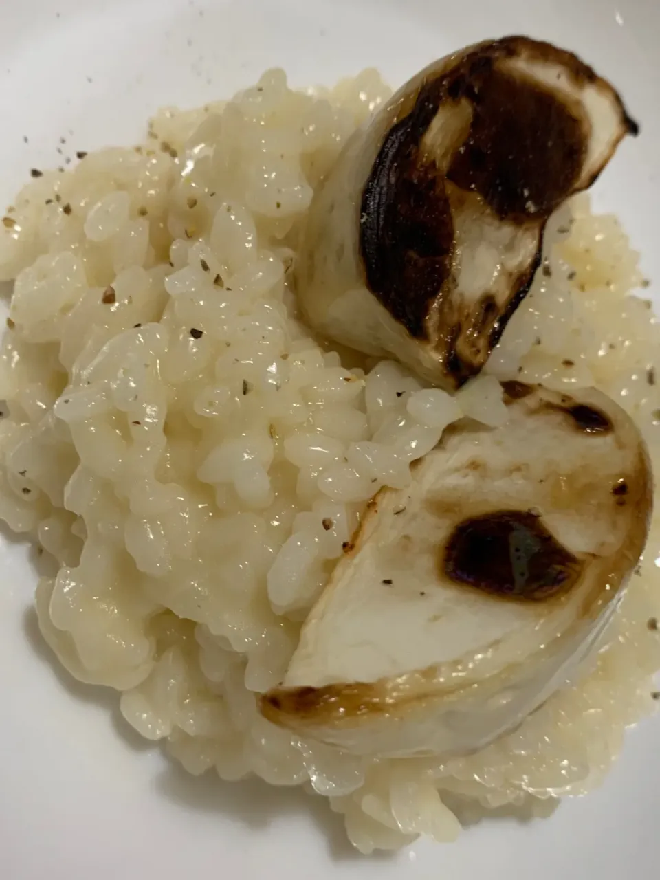 蕪のリーゾ、白トリフ風味Risotto alle rape, sapore di tartufo bianco|お家でbar!さん