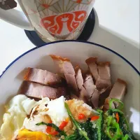 Dinner 💕 spicy spinach dried shrimps fried egg roasted pork belly 😋 japanese hot green tea|🌷lynnlicious🌷さん