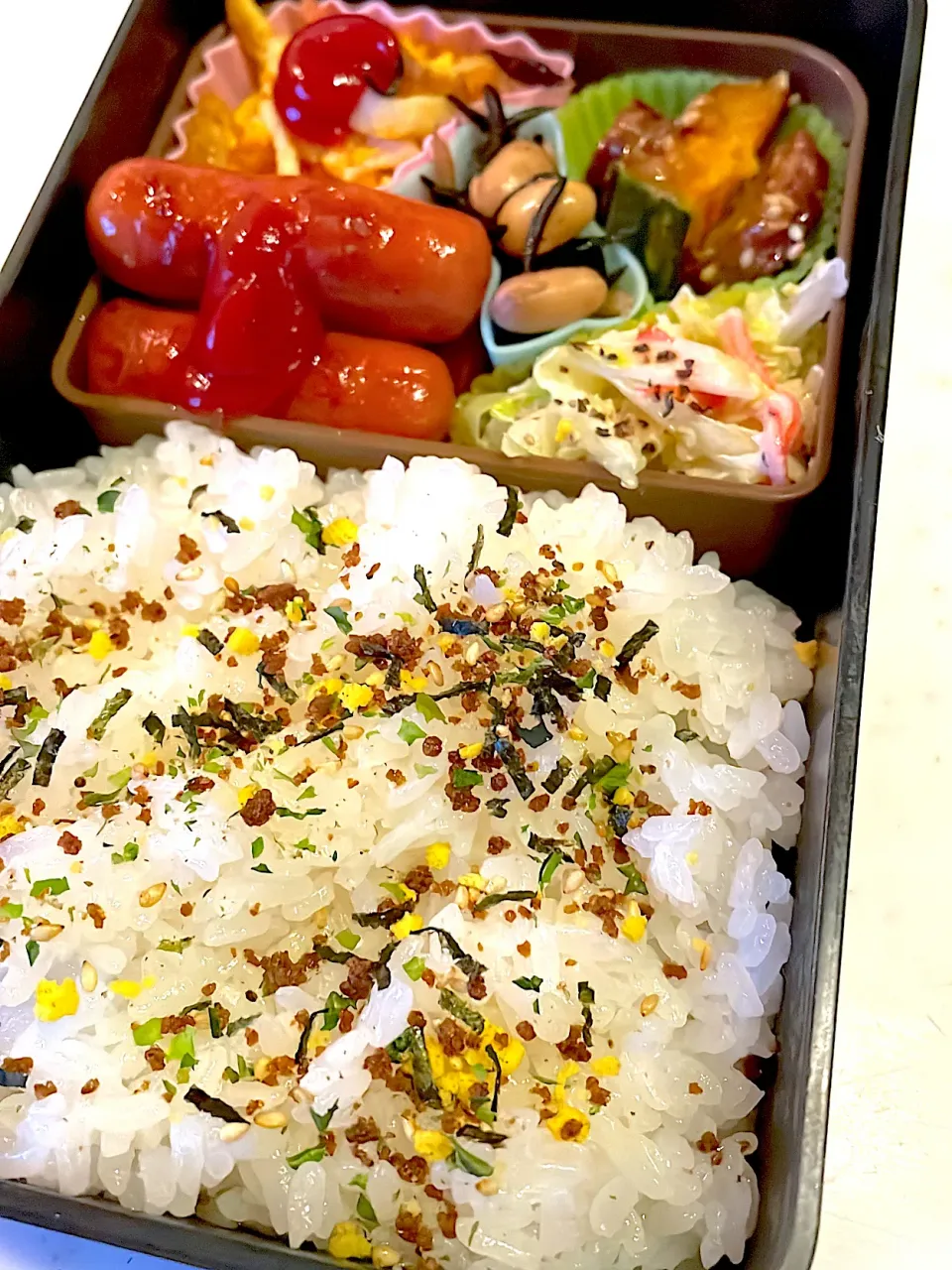 おっさん弁当　ソーセージ　卵焼き　握力コールスロー板東英二入り　🎃🍠　ひじき|ひげおやじさん