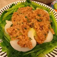 蕪(Salad Turnip)と蕪菜のお出汁煮の葱肉味噌餡かけ|samiさん