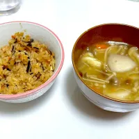 ひじきご飯とキノコ汁| ＥMＩさん