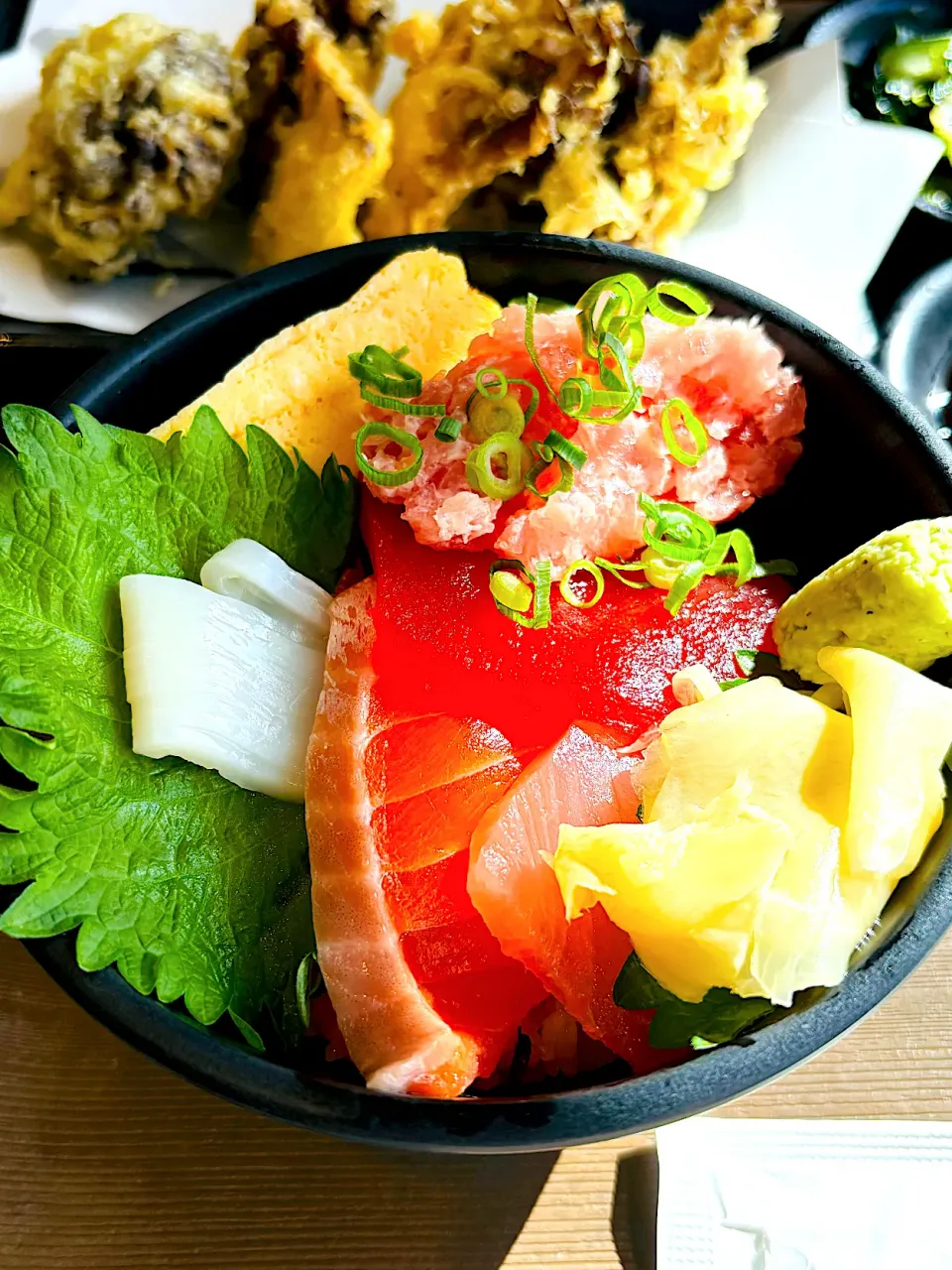 仙台閖上マリンキッチンのミニ海鮮丼。|ちはるさん