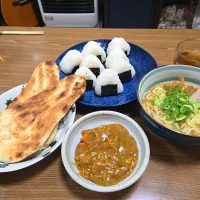 ナンとカレー・ラーメン・おにぎり🌺| chiyukiさん