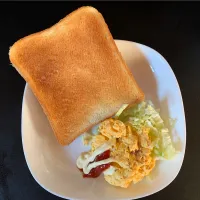 ふわふわ卵焼きとトースト|そらまめさん