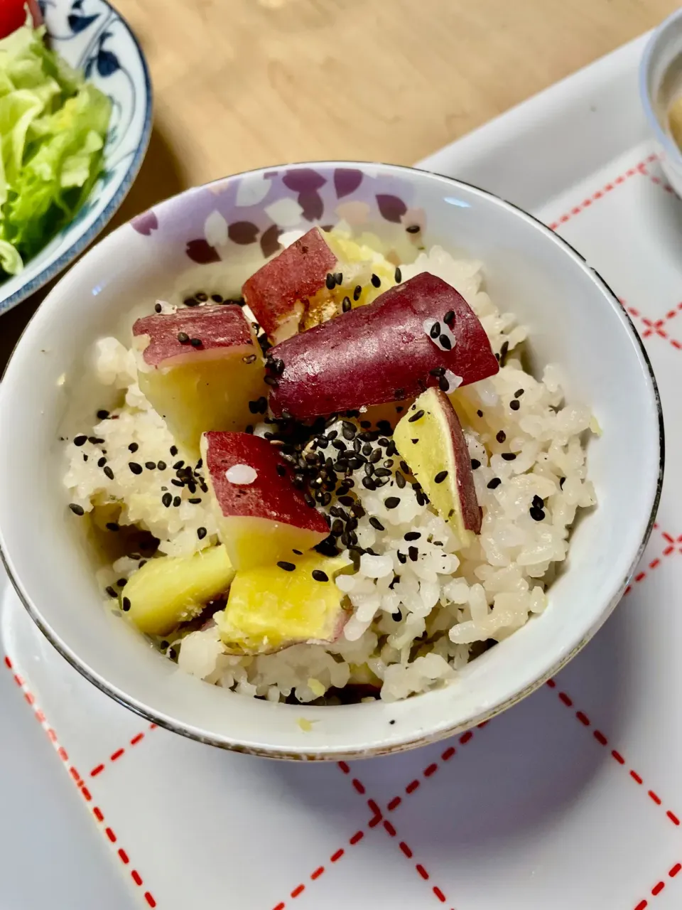 さつまいもご飯🍠|okeiko🎶さん