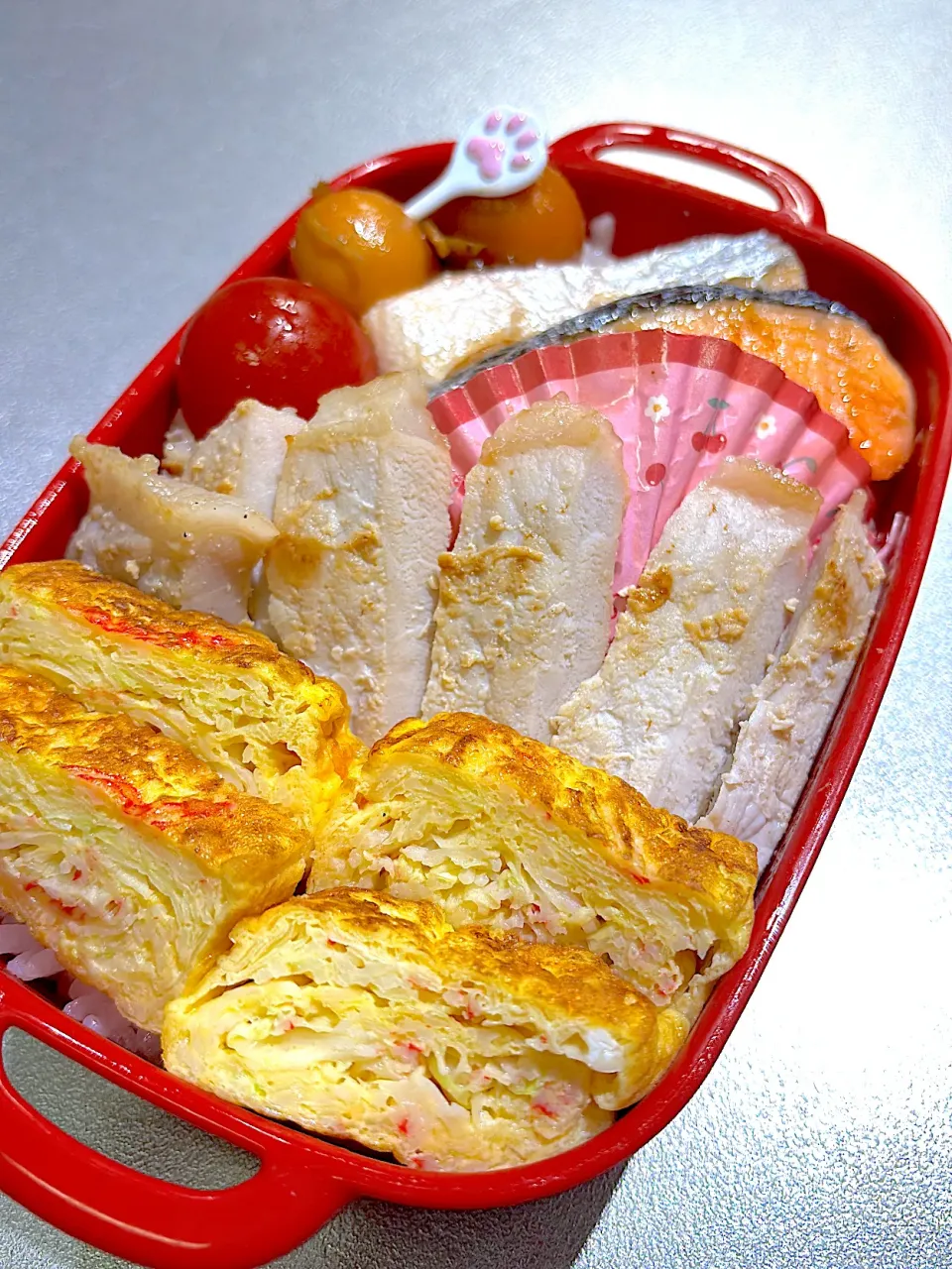 金曜日恒例！残り具材の乗っけ盛り弁当🍱|mirrorさん