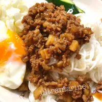 ＊簡単お昼ごはん♪れんこん肉味噌そうめん＊|ultramarineさん