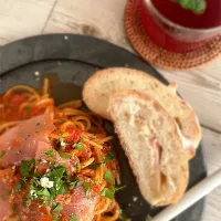 トマトソースパスタ🍝|香名子さん