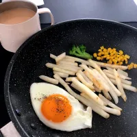 12:44 いつもの朝ごはん🍳|へれ子さん