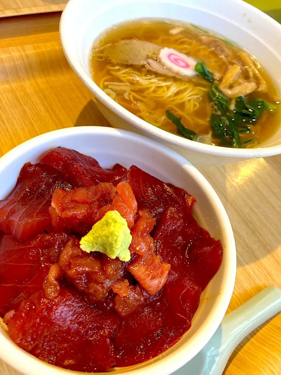 マグロ丼とラーメンのセット😋🍜🍣💕✨|アイさん