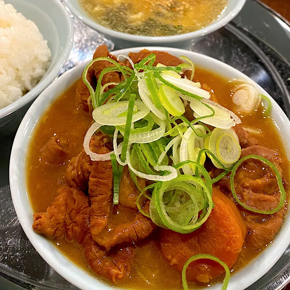 もつ煮込み定食|すいかみかんさん