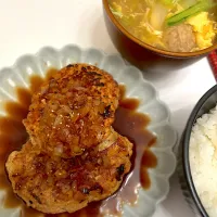 玉ねぎソースハンバーグと野菜中華スープ|mkさん