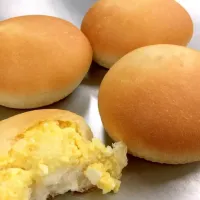 今朝のパン💦
「たまごバンズ」de朝ごはん🥚|ばくあんしゃさん